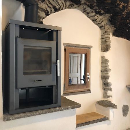 Agropobitzer Vila Malles Venosta Quarto foto